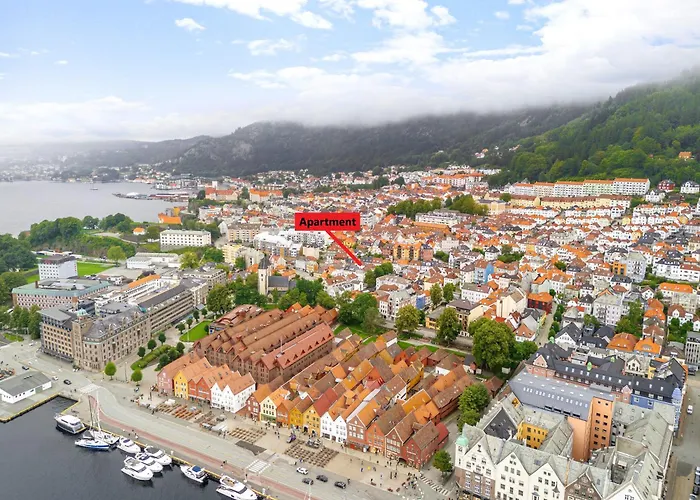 Apartament View To Bryggen - Renovated Dec 24 - Historic Cobblestone Street Bergen